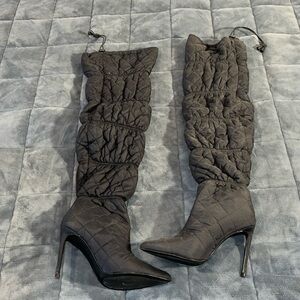 Steve Madden Silhouette Quilted Heeled Knee High Over the Knee Boots in Black